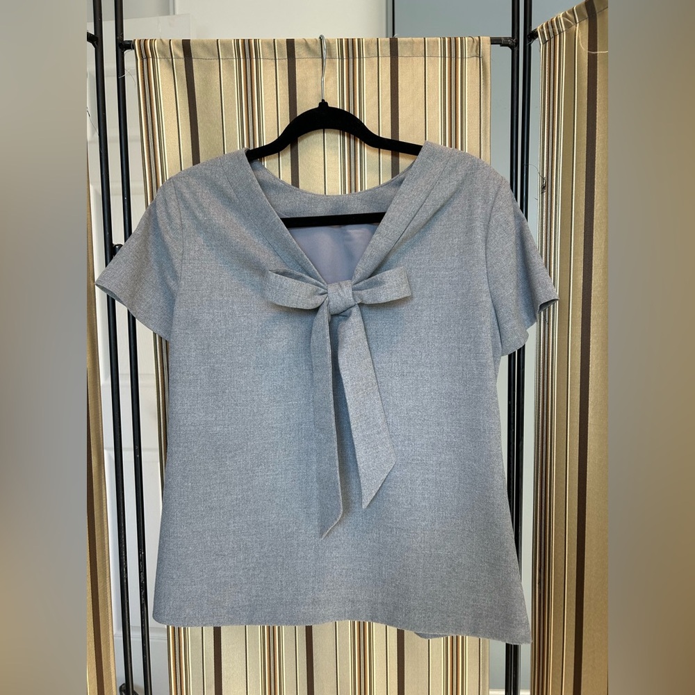 Banana Republic top with bow